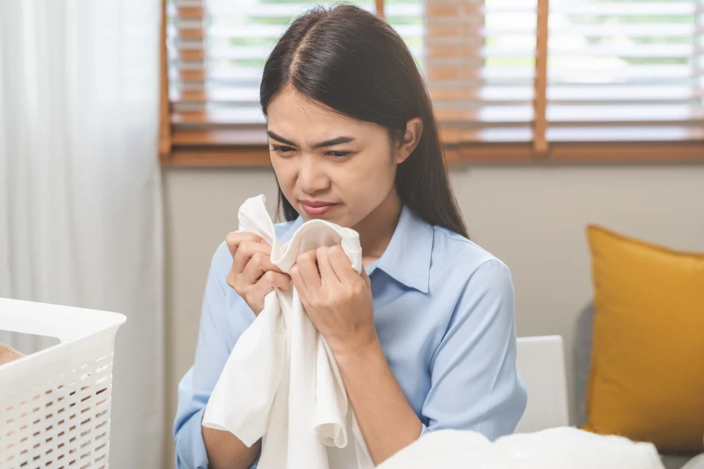 How to Fight Musty Smell: Effective Tips